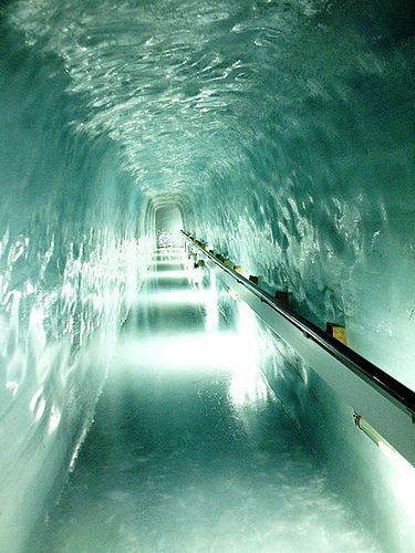 Pasaje de la estación de la Jungfrau