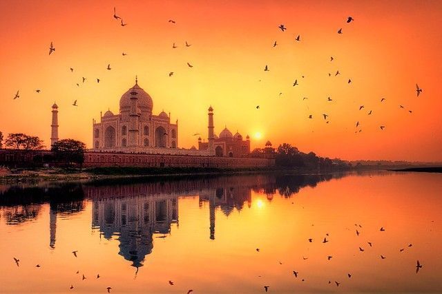 Puesta de sol en el Taj Mahal (india)