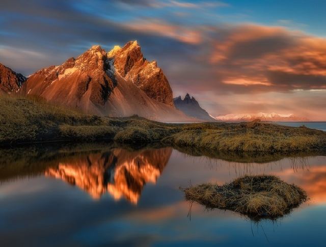 Playa Enigmática de la Impresionante Islandia