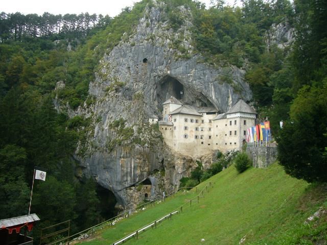 Castillo de Postojna en Eslovenia