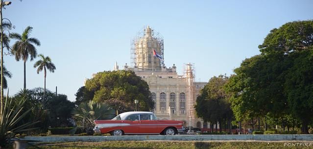 clase de salsa en la Habana