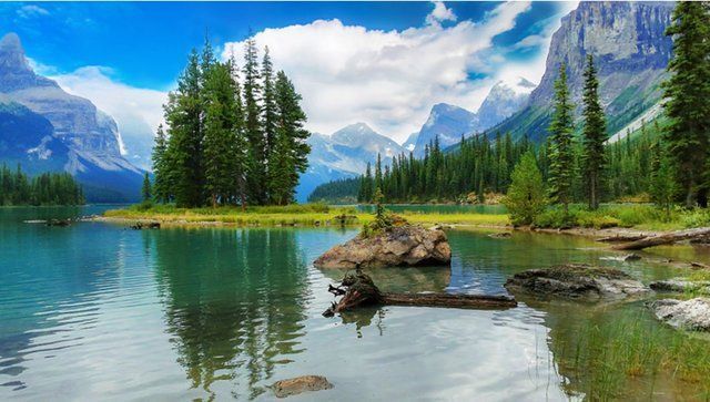 Lago Maligne (Canadá)