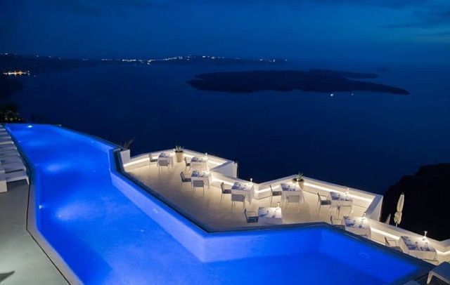 Grace Santorini