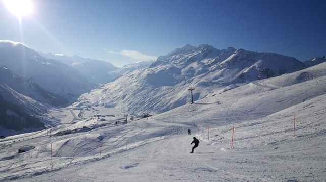 Esquiar en Andermatt