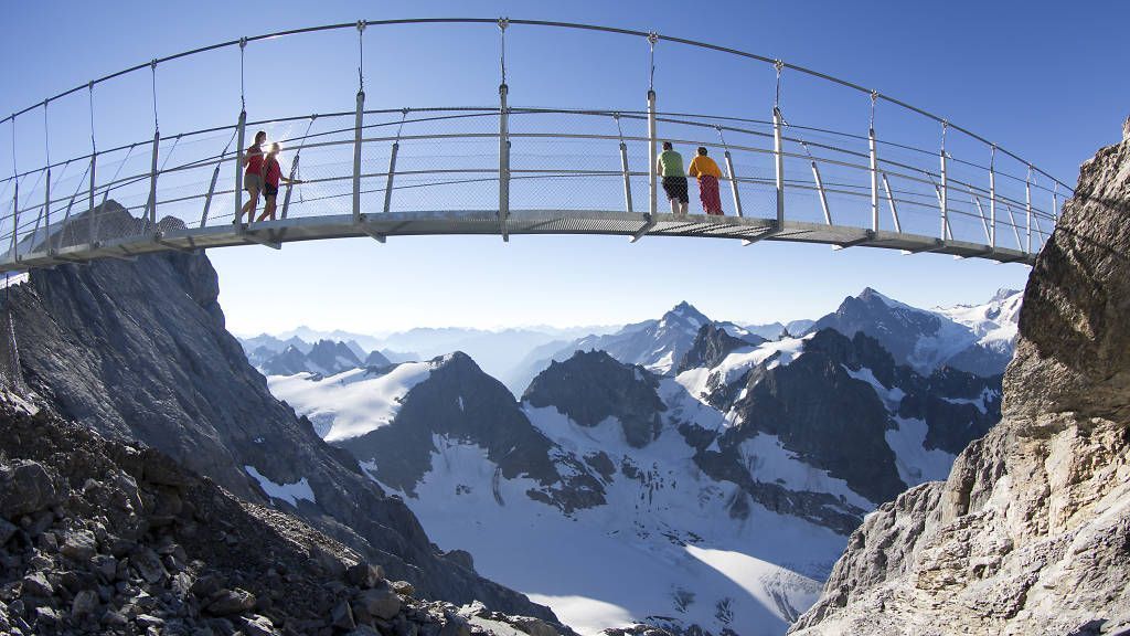 Titlis Cliff Walk