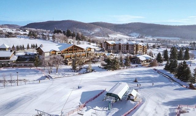 Esquiando en Holiday Valley (Nueva York)