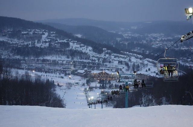 Esquiando en Holiday Valley (Nueva York)