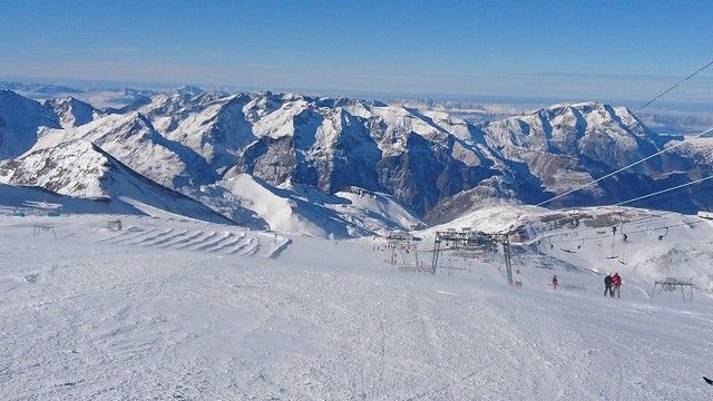 Esquiando en la Estación de esquí de Les 2 Alpes