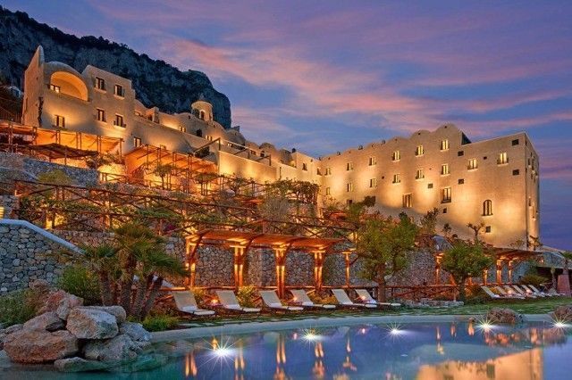 Monastero Santa Rosa Hotel & Spa