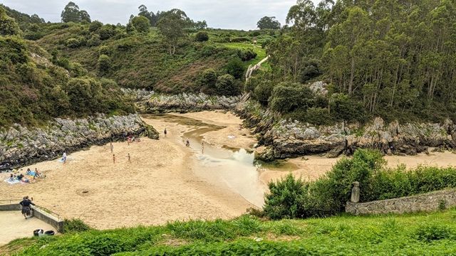 Playa de Guadamía (marea Baja)