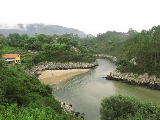 Playa de Guadamía (Asturias)