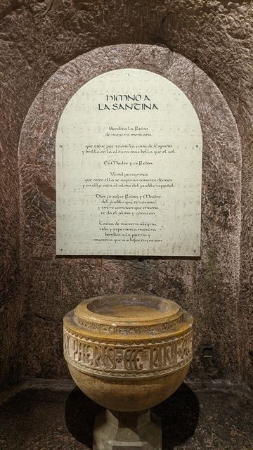 Himno a la Santina