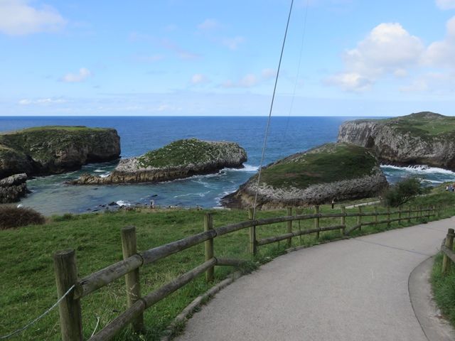 Playa de Cue (Asturias)