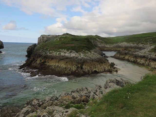 Playa de Cue (Asturias)